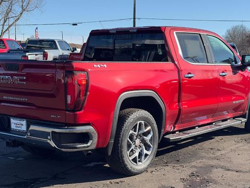 Used 2023 GMC Sierra 1500 SLT w/ SLT Premium Plus Package image 4