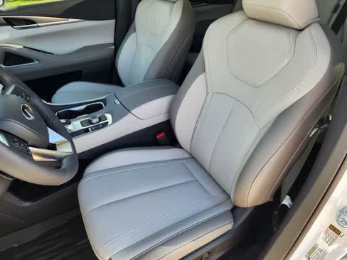 New 2026 INFINITI QX60 Luxe FWD image 10