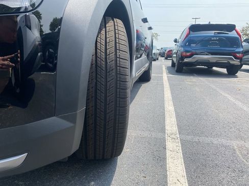 New 2026 Kia EV9 Light image 10