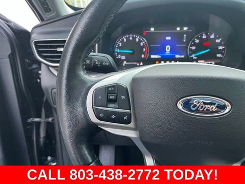 Used 2022 Ford Explorer XLT w/ Equipment Group 202A RWD image 19