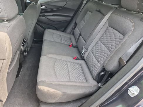 Used 2020 Chevrolet Equinox LT FWD image 17