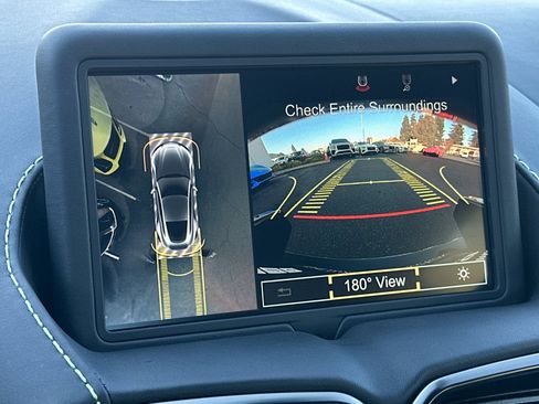 Used 2022 Aston Martin V8 Vantage Coupe image 21