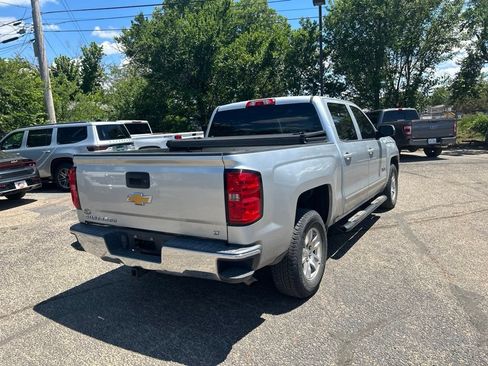 Used 2018 Chevrolet Silverado 1500 LT w/ LT Eassist Package RWD image 3