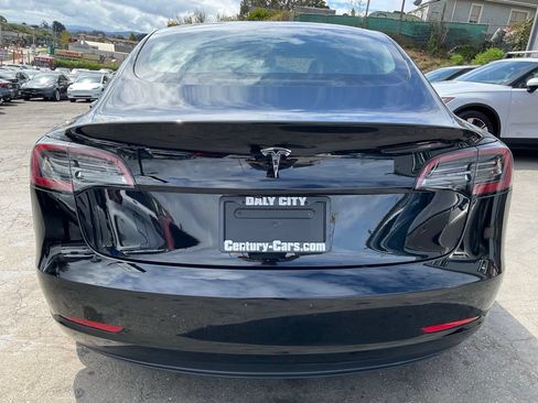 Used 2023 Tesla Model 3 Standard Range RWD image 4