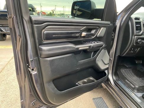 Used 2021 RAM 1500 Limited w/ Night Edition AWD/4WD image 8