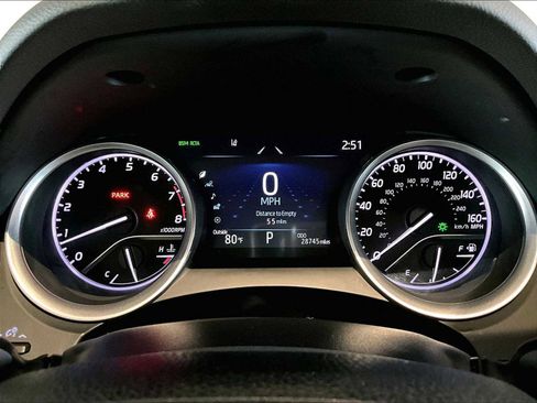 Used 2022 Toyota Camry XLE w/ Carpet Mat Package (TMS) image 21