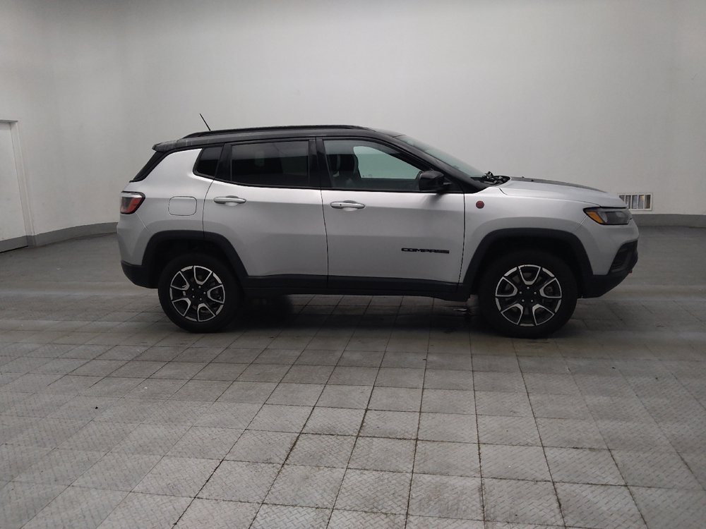 Used 2024 Jeep Compass Trailhawk AWD/4WD image 11