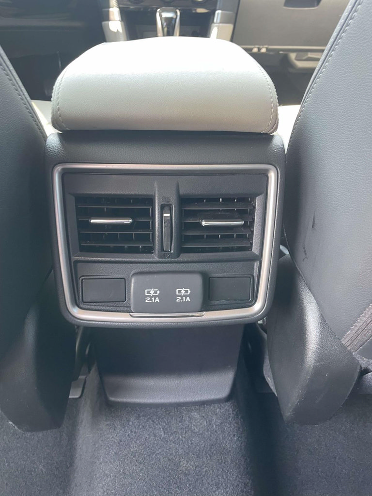 Used 2023 Subaru Forester Limited AWD/4WD image 11