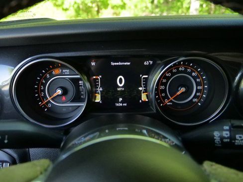 Used 2023 Jeep Wrangler Unlimited Rubicon 392 image 8