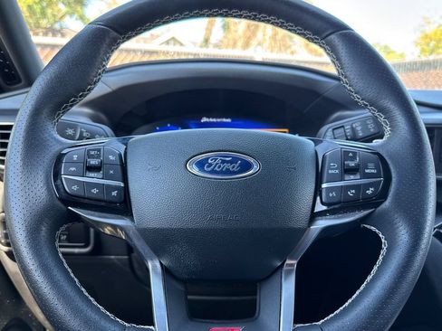 Used 2023 Ford Explorer ST w/ Equipment Group 401A AWD/4WD image 29