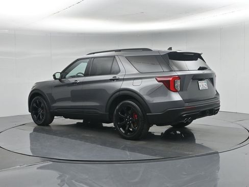 Used 2023 Ford Explorer ST w/ Equipment Group 401A AWD/4WD image 30