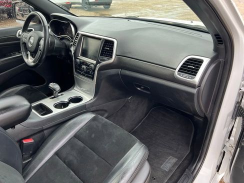 Used 2015 Jeep Grand Cherokee Altitude image 7
