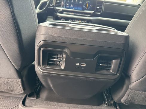 Used 2022 Chevrolet Silverado 1500 RST w/ Redline Edition AWD/4WD image 27