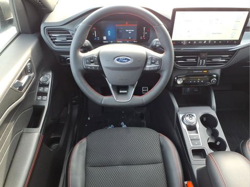 Used 2023 Ford Escape ST-Line w/ Tech Pack #1 AWD/4WD image 12