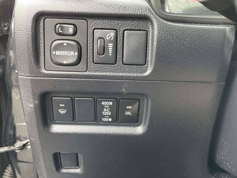Used 2019 Toyota 4Runner SR5 Premium AWD/4WD image 27