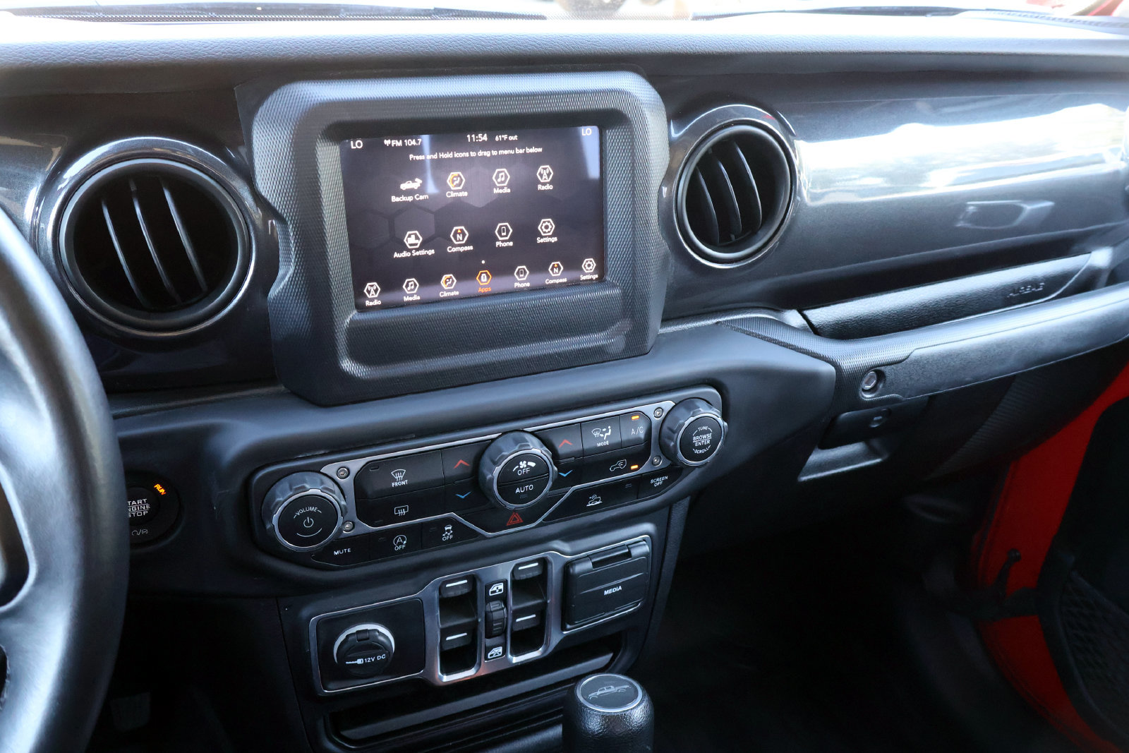 Used 2020 Jeep Gladiator Sport AWD/4WD image 18
