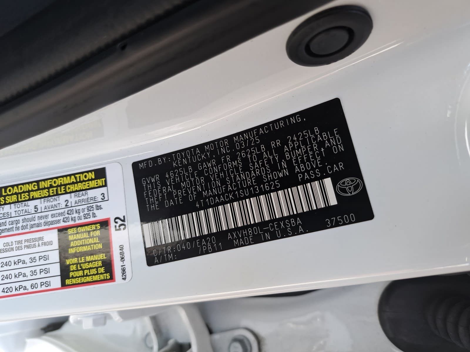 Used 2025 Toyota Camry SE w/ Convenience Package FWD image 38