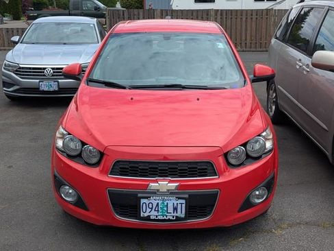 Used 2015 Chevrolet Sonic LTZ FWD image 13