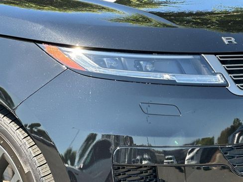 Used 2023 Land Rover Range Rover Sport SE AWD/4WD image 8