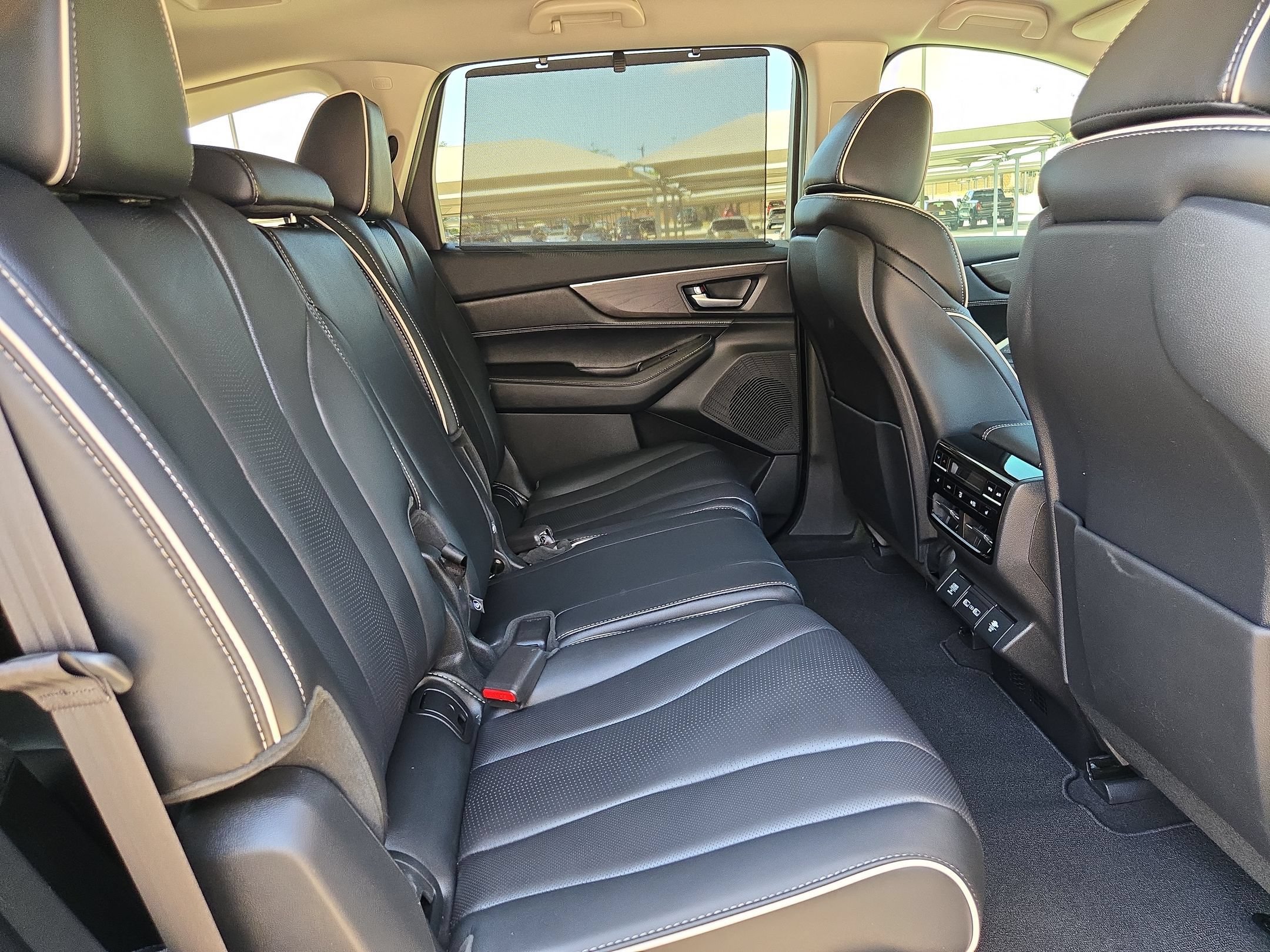 Used 2024 Acura MDX w/ Advance Package AWD/4WD image 25