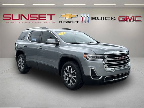 Certified 2023 GMC Acadia SLT AWD/4WD image 1