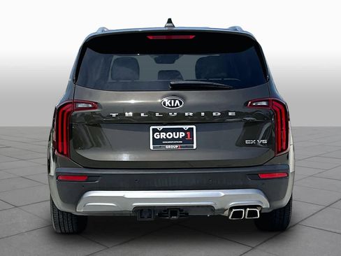 Used 2021 Kia Telluride EX w/ Towing Package FWD image 5
