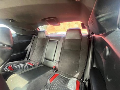 Used 2020 Dodge Challenger GT w/ Plus Package RWD image 10