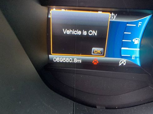 Used 2017 Ford Fusion SE w/ Fusion SE Technology Package image 20