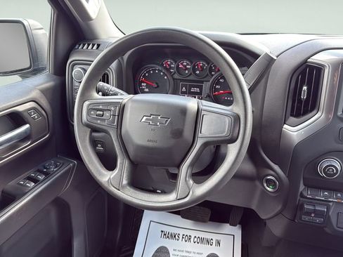 Used 2024 Chevrolet Silverado 1500 Custom Trail Boss w/ Dark Appearance Package AWD/4WD image 15
