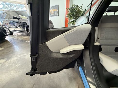 Used 2015 BMW i3 w/ Range Extender image 19