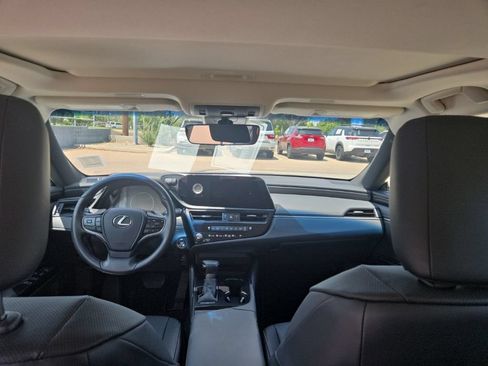 Used 2024 Lexus ES 350 w/ Accessory Package (Z1) FWD image 16