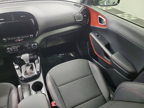 Used 2024 Kia Soul GT-Line FWD image 16