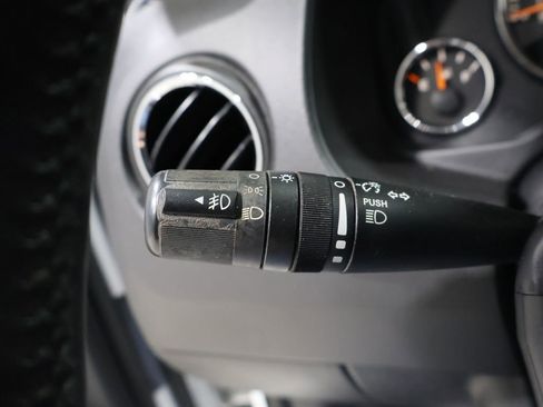 Used 2015 Jeep Compass High Altitude image 32