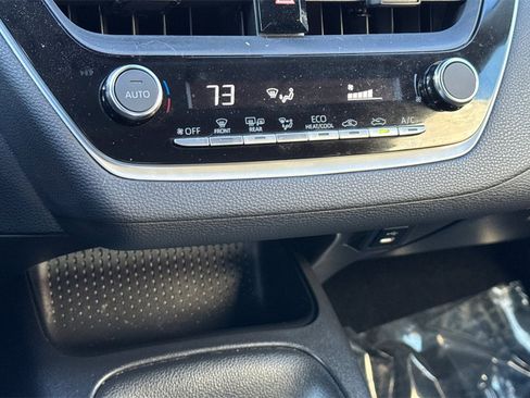 Certified 2024 Toyota Corolla LE w/ LE Convenience Package image 18