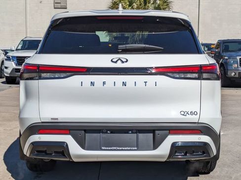 Used 2025 INFINITI QX60 Pure image 7