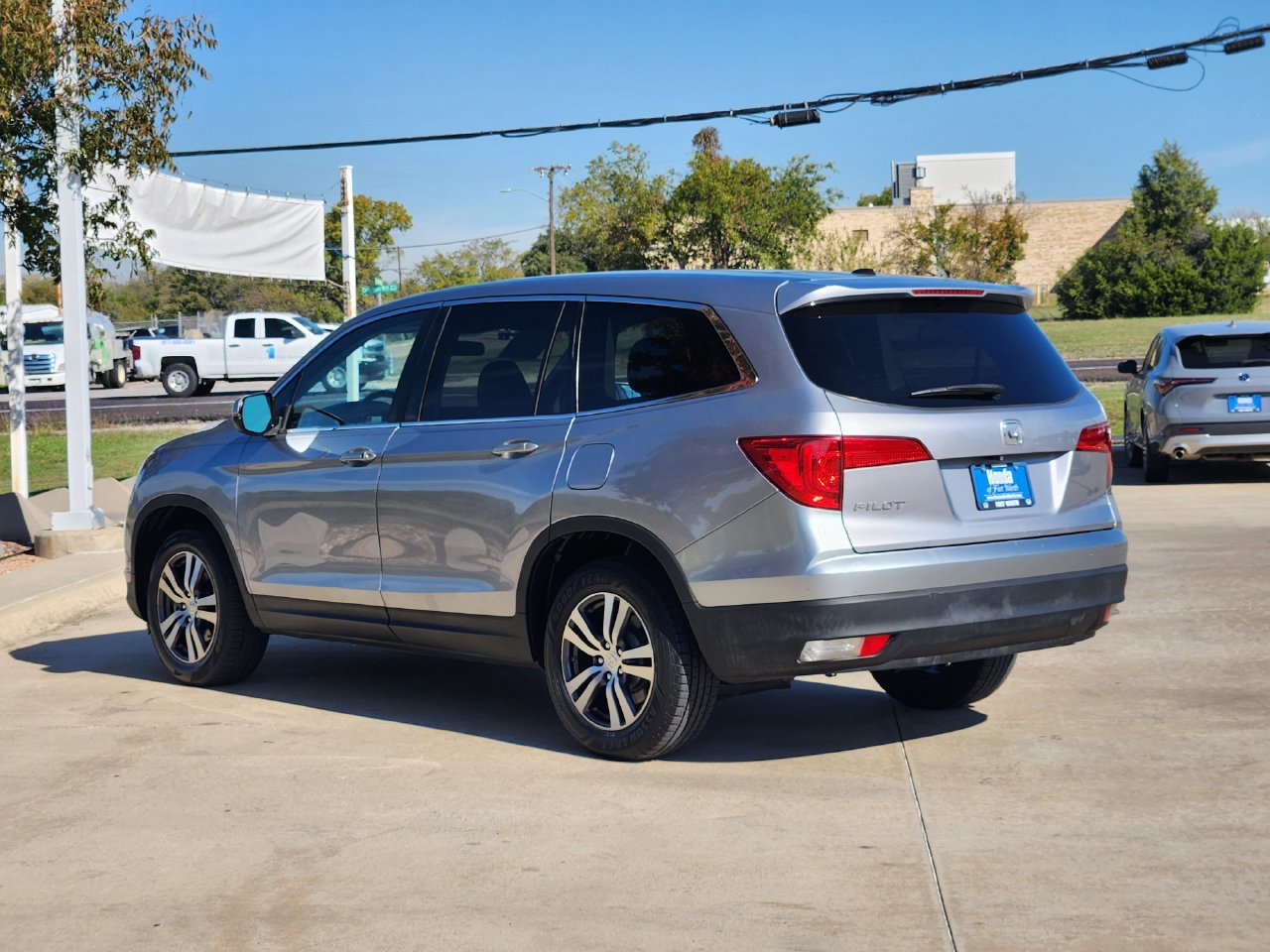 Used 2018 Honda Pilot EX image 7