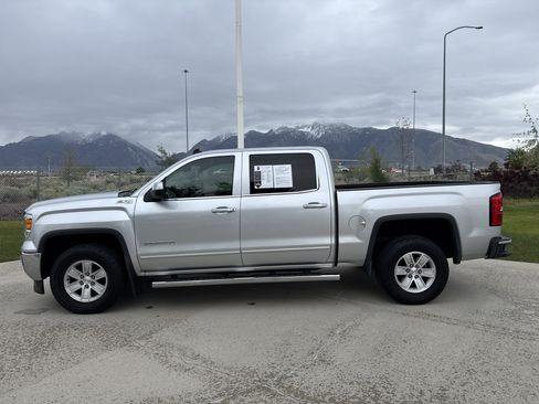 Used 2014 GMC Sierra 1500 SLE w/ SLE Value Package AWD/4WD image 2