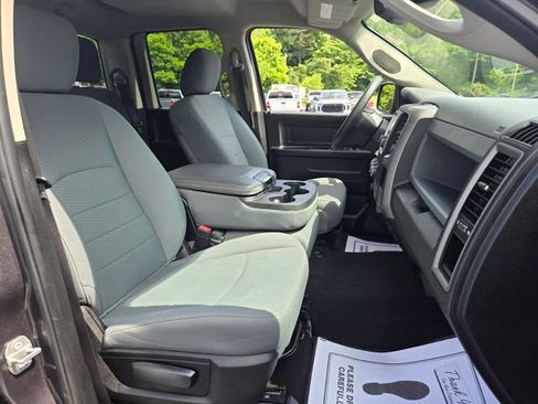 Used 2019 RAM 1500 Express AWD/4WD image 17