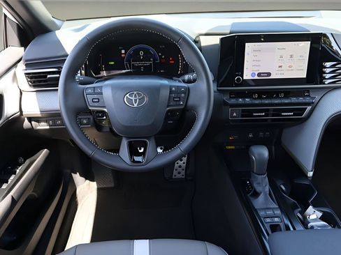 Certified 2026 Toyota Camry SE image 14