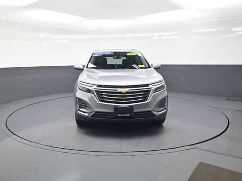 Used 2024 Chevrolet Equinox Premier AWD/4WD image 8