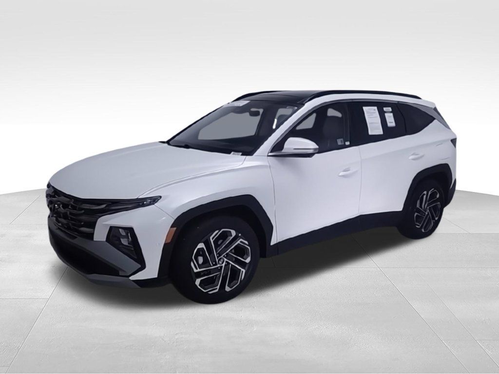 Used 2025 Hyundai Tucson Limited FWD image 6