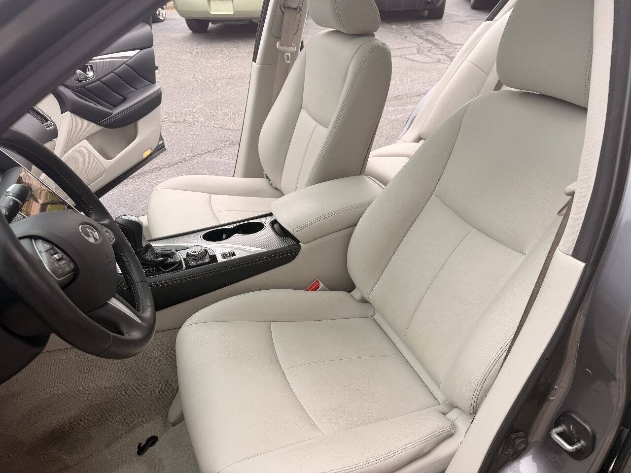 Used 2015 INFINITI Q50 Premium w/ Navigation Package AWD/4WD image 10
