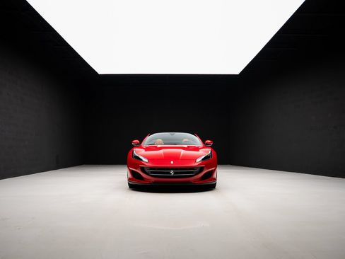 Used 2019 Ferrari Portofino RWD image 93