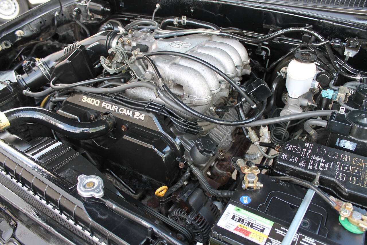 Used 2000 Toyota Tacoma PreRunner w/ Value Pkg RWD image 17