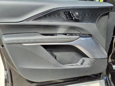 New 2026 Cadillac Lyriq V image 15