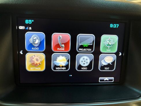 Used 2018 Chevrolet Suburban Premier AWD/4WD image 21