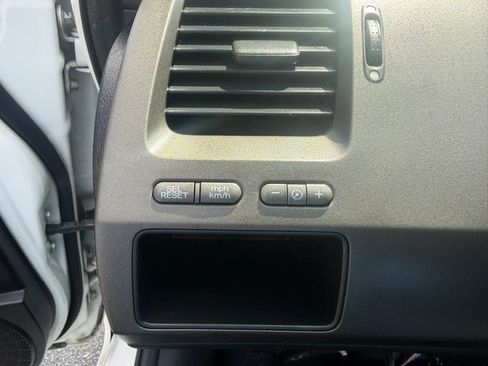 Used 2010 Honda Civic LX-S image 22