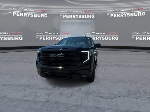 Used 2023 GMC Sierra 1500 Elevation w/ Preferred Package AWD/4WD image 3