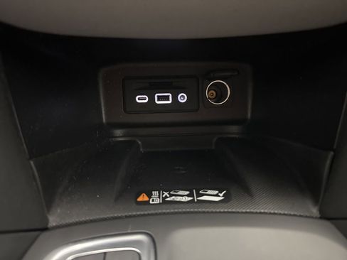 Used 2020 Chevrolet Equinox Premier image 45