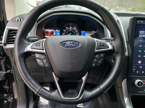 Used 2022 Ford Edge Titanium AWD/4WD image 22